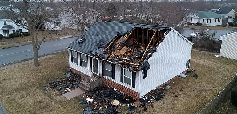 Why Choose Us for Selling Damaged House in Cape Coral, FL?
