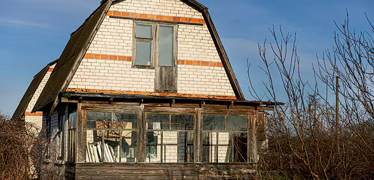 Own a Rental in Disrepair? We’ll Take It Off Your Hands in Cape Coral